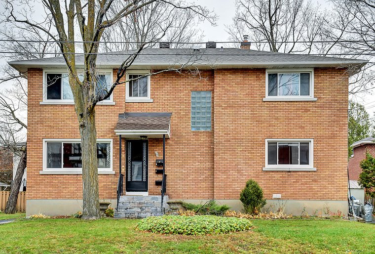 Ancaster_227 1