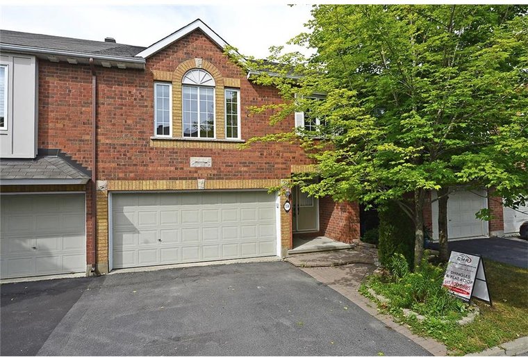 114 Gladeview